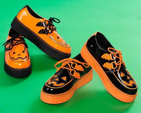 Orange Platform Shoes, Spooky Clothes, Spooky Fashion, Shoes Matching, Quirky Shoes, Goth Stuff, Jack Lantern, Funny Shoes, Sourpuss Clothing