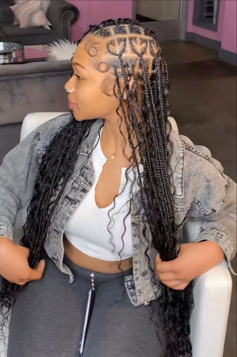 Knotless braids. Goddess braids. Black girl hairstyle. Heart design. Black Culture. #trending. #viral. Goddess Braids With Heart, Braids With Curls Styles, Braids With Heart Design, Curls Styles, Braids With Heart, Knotless Goddess Braids, Braids 2024, Knotless Braids With Curls, Curled Hair With Braid