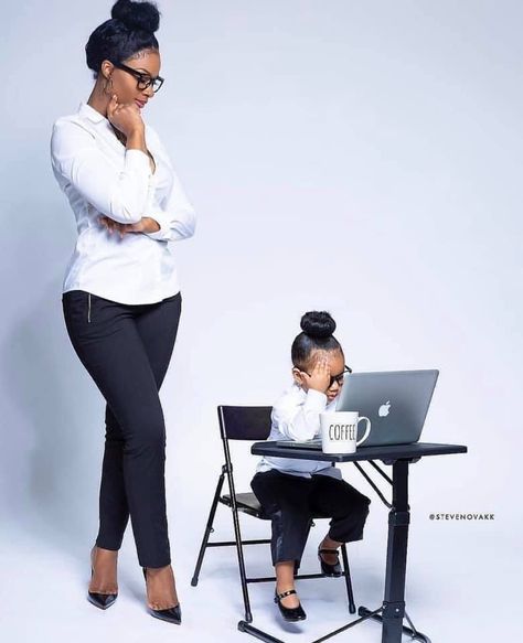 Mommy Daughter Photography, Mommy Daughter Photoshoot, Mommy Daughter Pictures, Mommy Daughter Photos, Daughter Photoshoot, Mother Daughter Photoshoot, Mommy And Baby Pictures, Mommy And Me Photo Shoot, Mom Daughter Outfits