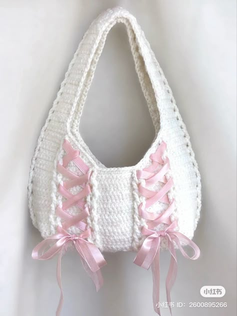 Crochet Ideas Coquette, قلادات متدلية, Spring Crochet, Gelang Manik-manik, Crochet Fairy, Mode Crochet, Tas Fashion, Crochet Business, Crochet Design Pattern