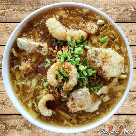 Pancit Lomi Recipe (Lomi Batangas) Lomi Batangas, Pancit Lomi, Lomi Recipe, Pancit Recipe, Street Food Design, Street Food Market, Asian Street Food, Filipino Recipes, Delicious Soup