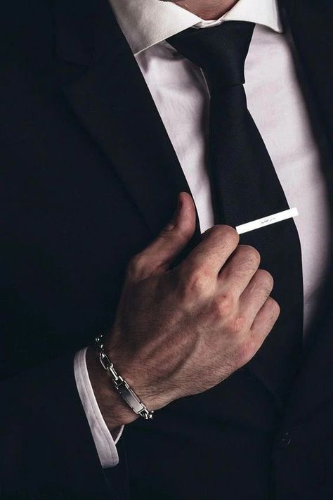 7 Jewelry Mistakes Men Make | How To Wear Accessories For Guys | Mascu Masculine Jewelry, Corak Bunga, Gentleman Aesthetic, Platinum Bracelet, Bad Boy Aesthetic, Men Photography, Gold Chains For Men, Elegant Man, Men’s Suits