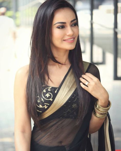 Surbhi Jyoti in Black Saree #surbhijyoti #blacksaree Black Saree Party Wear, Tv Actress Images, Naagin 3, Saree Party Wear, Blouse Designs Catalogue, Surbhi Jyoti, Actress Hairstyles, Indian Tv Actress, Unique Blouse Designs