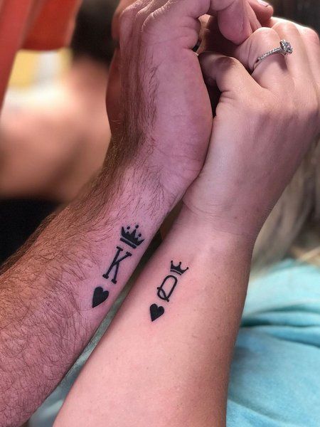 Husband And Wife Tattoos King Queen, King And Queen Chess Piece Tattoo, Spouse Tattoos Marriage, Queen And King Tattoo, Tattoos Parejas, King Of Hearts Tattoo, King And Queen Tattoo, Chess Piece Tattoo, King Queen Tattoo