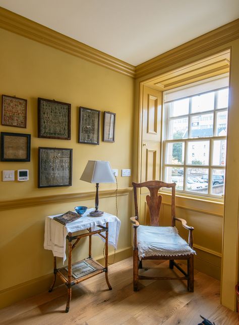 Golden Wall Color, White Bison, Downstairs Bedroom, Yellow Paint Colors, Room Vibes, Yellow Room, Interiors Inspiration, Yellow Trim, Yellow Interior