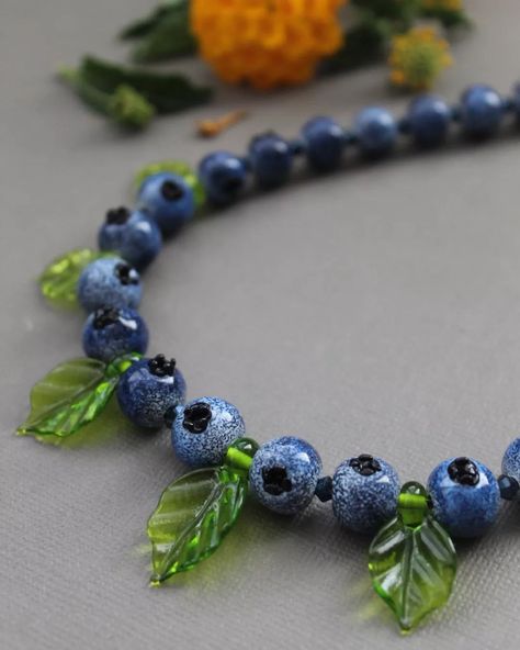 Blueberry Outfit, Blueberry Necklace, Glass Bead Jewelry, Handmade Lampwork Bead, Funky Jewelry, Chain Silver, Diy Schmuck, Glass Bead Necklace, Bijoux Diy