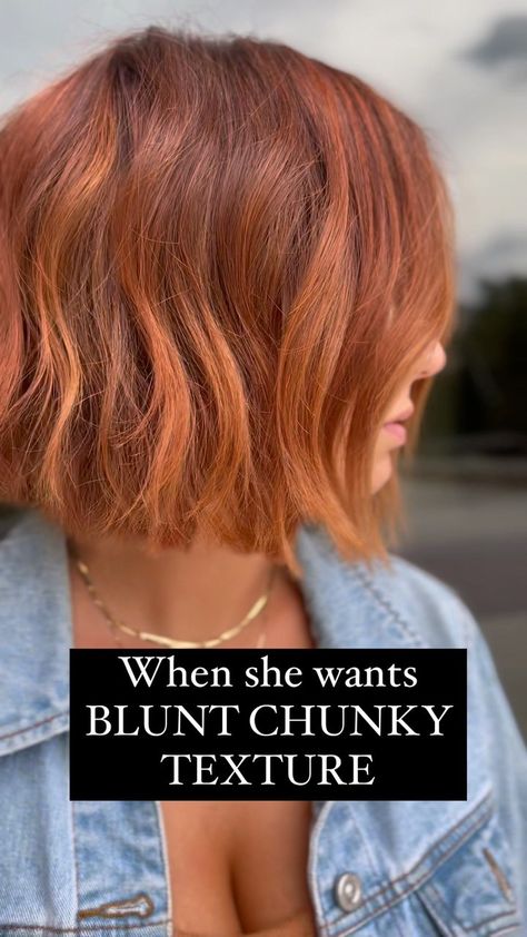 YOU WANT COPPER BLUNT CHUNKY TEXTURE !!!! Grab the @moroccanoilpro Demi 7C to brighten the ends and 6N to calm down the roots😋 For the… | Instagram Textures Short Hair, Short Same Length Haircut, Fall Bobs Short Hair, Copper Choppy Bob, Red Bobs Haircuts, Copper Red Hair Color Short Wavy Bobs, Cute Short Haircuts Red Hair, Chin Length Bob Balayage, Cowgirl Copper Hair Bob