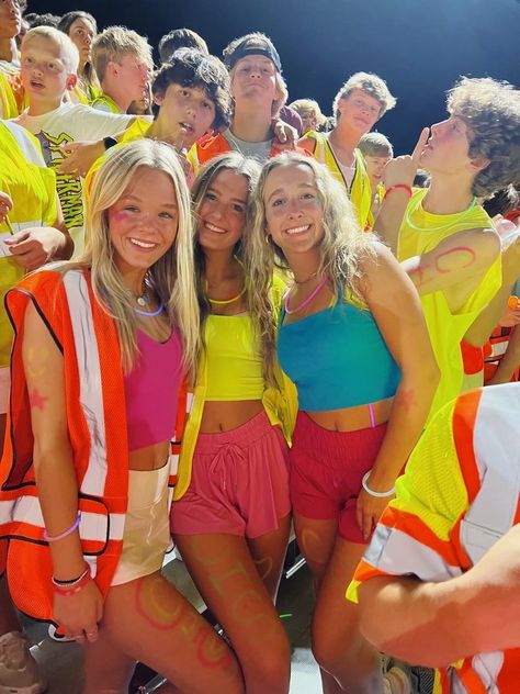 Country Club Outfit Football Game, Neon Game Theme, Football Szn Outfits, Glow Football Game Theme, Construction Theme Football Game Outfits, Neon Homecoming Theme Outfits, Glow Out Football Game Outfits, Barbie Football Game Theme, Neon Inspo Outfits