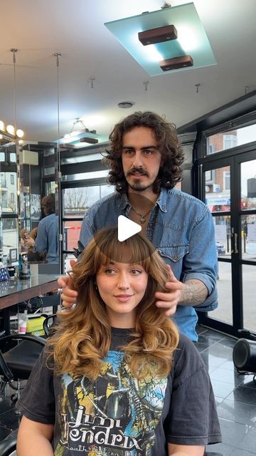 83K views · 16K likes | That hair guy on Instagram: "70s Hollywood Hair ✂️ • • • • Using @matrix setter mousse & wax builder spray  • • • • • • #70s #hollywood #70shair #70saesthetic" 70s Flip Hair, 70s Hair Round Face, 70 Blowout Hair, Ginger 70s Hair, 70s Feathered Hair Long, Shag 70s Hair, 70s Hollywood Hair, Goldie Hawn Hair 70s, 70s Feathered Hair Short