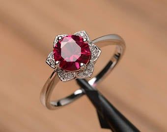 godjewelry on Etsy Red Gemstone Ring, Gold Diamond Wedding Band, Round Engagement Rings, Aquamarine Engagement Ring, Round Cut Engagement Rings, Ruby Engagement Ring, Red Gemstones, Engagement Rings Round, Emerald Engagement