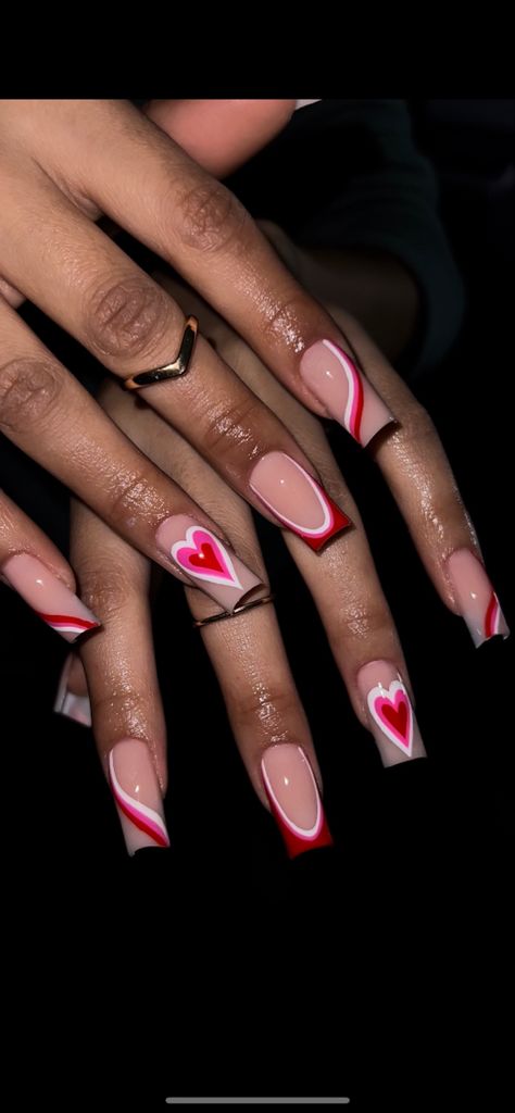 Perfect mix of pink, red and white 😍 Trendy Valentines Day Nails Pink And Red, Pink Red Valentine Nails, Red Valentine Nails Acrylic Short, Light Pink And Red Nails, Red Pink And White Nails, Pink And Red Valentine Nails, Pink And Red Nails, Valentine Nails Pink, Red And White Nails