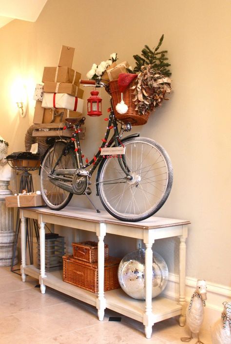 Bike Christmas Decor, Christmas Bike Decorations, Bicycle Christmas Decor, Christmas Bicycle Decor, Christmas Bike, Christmas Shop Displays, Delivery Bike, Bike Planter, Bike Decor