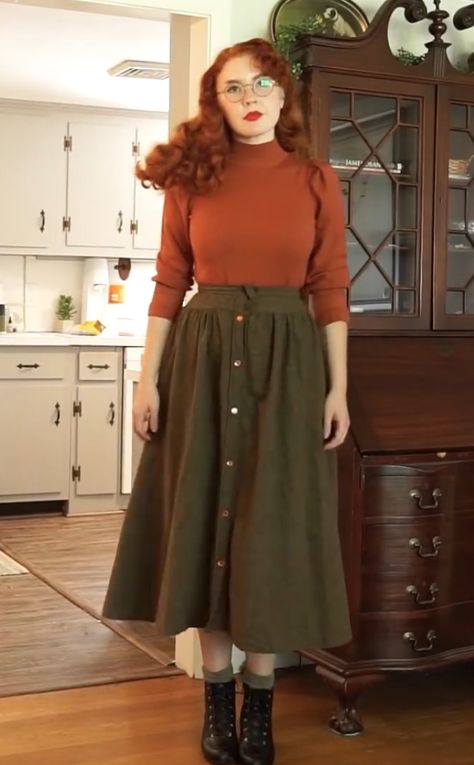 Library Worker Outfit, Cozy Librarian Outfit, Vintage Fall Outfits 50s, Buisnesscore Outfit Plus Size, Curvy Cottagecore Fashion, Cottage Core Professional Outfits, Whimsical Professional Outfit, Quirky Librarian Fashion, Whimsical Office Outfit