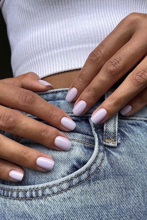 35+ Summer Acrylic Nail Ideas, lavender nails, light purple nails, summer nails, short nails, purple nails Light Purple Nails, Manikur Kuku, Squoval Nails, Short Gel Nails, Lavender Nails, Simple Gel Nails, Work Nails, Casual Nails, Cute Gel Nails