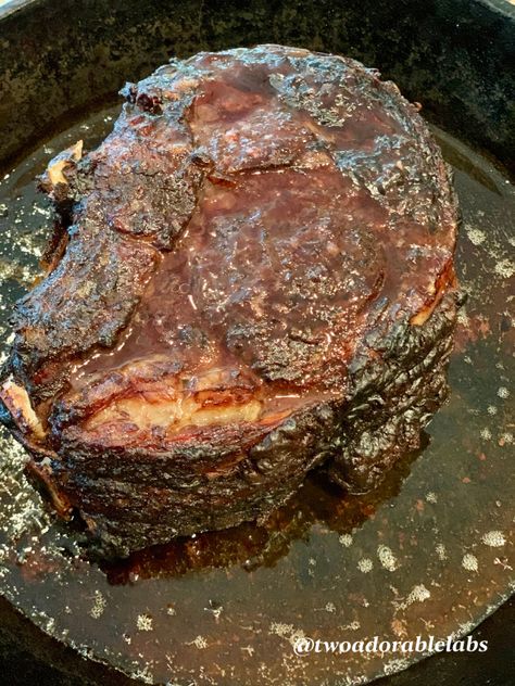 Top Round Roast Recipe, Sirloin Roast Recipes, Weber Kettle Grill, Beef Barbacoa Slow Cooker, Cross Rib Roast, Chuck Roast Recipes, Sirloin Tip Roast, Sirloin Roast, Cooking Prime Rib