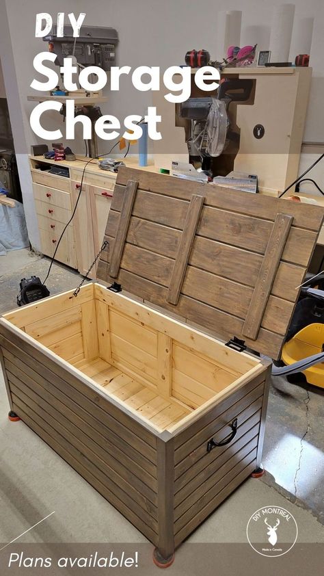 Large pine wood storage trunk stained greyish brown on the outside and natural wood color on the inside. The chest is open. The background is a woodworking shop in a garage. How To Build A Wooden Box Storage, Large Wood Storage Chest, Wood Chest Plans, Diy Wooden Trunk, Wooden Blanket Chest, Cusion Storage, Cedar Chest Plans, Storage Chest Ideas, Storage Chest Diy