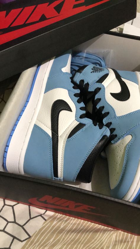 Air Jordan 1 High University Blue, University Blue Jordans, Air Jordan University Blue, Blue Jordans Outfit, Nike Air Jordan Blue, Jordan 1 High University Blue, Kim Gahe, Air Jordan 1 University Blue, Asher Angle