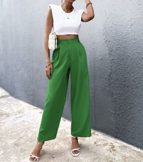 pinterest: hezzprice Culottes Outfit Summer, Green Wide Leg Pants Outfit, Culottes Outfit, Dubai Outfits, Wide Leg Pants Outfit, Women Bottoms, Casual Chique, Women Pants, Shein Style