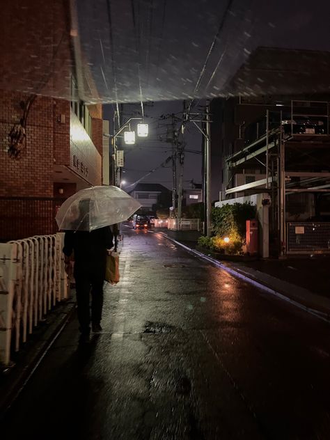 Vision Board Night, Tokyo Rain, Retro Wallpapers, Board Night, City Rain, Japan Instagram, Rain Photo, Japan Technology, Night Rain