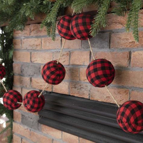 Fabric Balls, Country Christmas Decorations, Fabric Garland, Scrap Material, Buffalo Plaid Christmas, Indoor Christmas, Christmas Store, Christmas Display, Plaid Fabric