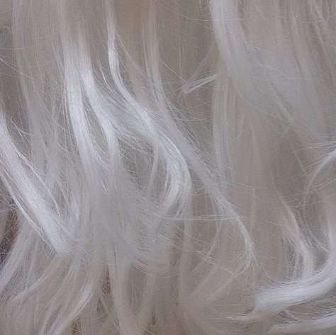 Long White Hair, Balayage Ombré, Pixie Hollow, The Ancient Magus Bride, Nagito Komaeda, Long Bob, Dragon Age, Character Aesthetic, White Aesthetic