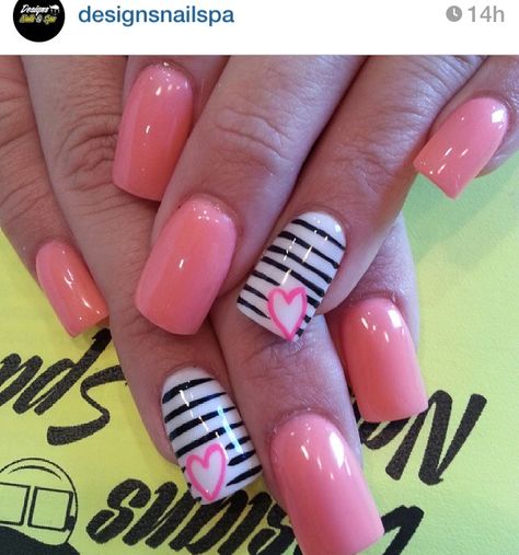 Unghie Sfumate, Heart Nail Designs, Valentine Nail Art, Heart Nail, Her Nails, Pink Acrylic, Get Nails, Nailed It, Heart Nails