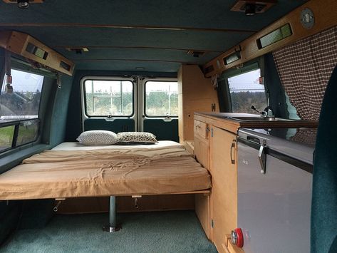 1994 Chevy g20 "westy" camper van conversion | Isaac Knippel | Flickr Chevy Conversion Van, Chevy G20, Van Life Interior, Life Budget, Cargo Van Conversion, Mobil Homes, Van Life Aesthetic, Chevy Astro Van, Chevrolet Van