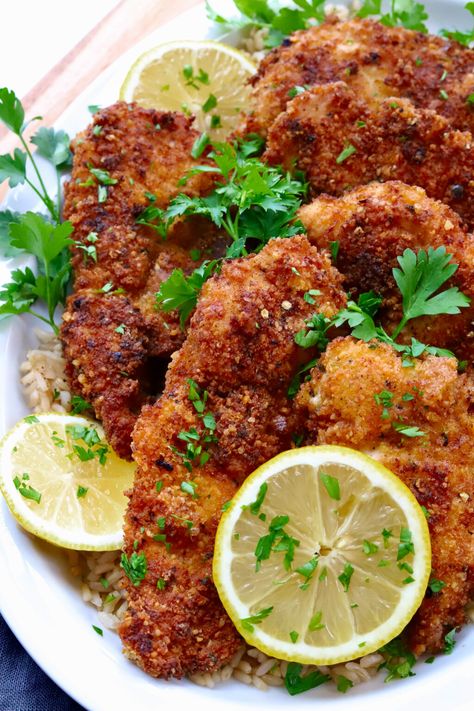 Extra Crispy Lemon Pepper Chicken Cutlets - Slice of Jess Lemon Pepper Crusted Chicken, Breaded Lemon Pepper Chicken, Lemon Fried Chicken, Dinner Ideas Weekend, Crispy Lemon Pepper Chicken, Chicken Cutlet Recipes, Crispy Chicken Recipes, Chicken Cutlet, Meat Meals