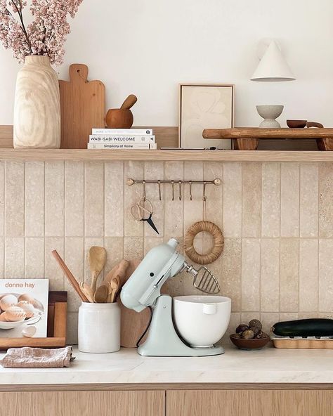 Hamper On Wheels, Kitchen Colour Combination, Travertine Tiles, Kitchen Shelf Decor, Laundry Space, Cosy Kitchen, Dream Kitchens Design, Beautiful Kitchen, Cabinet Decor