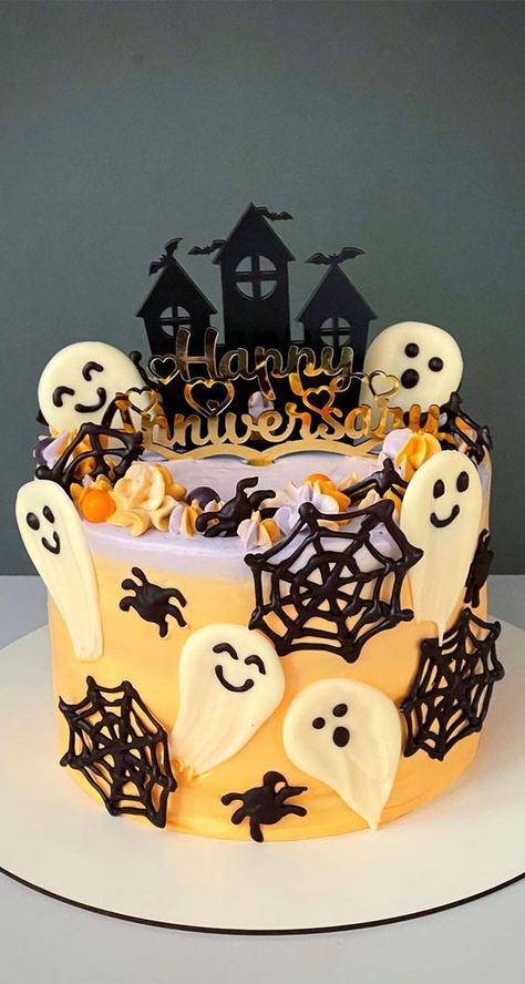 Halloween Cake Contest Ideas, Small Halloween Cakes Ideas, Halloween Cake Roll, Kids Halloween Birthday Cake, Halloween Number Cake, October Birthday Cakes, Halloween Cake Ideas Birthday, Halloween Themed Birthday Cake, Tort Halloween