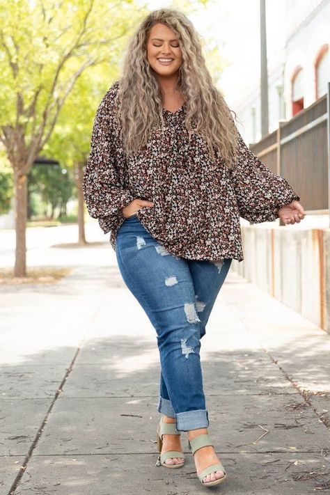 Size 26 Fashion, Plus Size Fashion For Women Over 40, Plus Size Fall Fashion 2023 Big Stomach, Spring Plus Size Outfits 2023, Unpolished Casual, Spring Plus Size Outfits, Plus Size Jeans Outfit, Plus Size Spring Fashion, Plus Size Spring Outfits