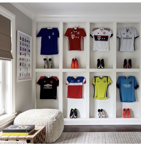 Football Theme Rooms For Boys, Football Theme Bedroom, Soccer Themed Room, Soccer Bedroom, Soccer Room, Football Rooms, Football Bedroom, Jersey Display, Shirt Display