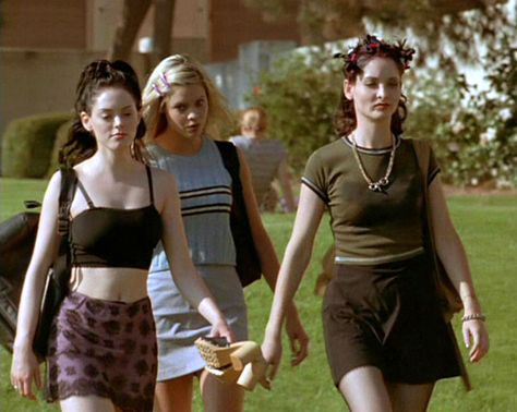 Neo Grunge, 90s Grunge Hair, Rose Mcgowan, Outfits 90s, Grunge Goth, 90s Fashion Outfits, 90s Outfit, 2000s Fashion Outfits, The Flesh