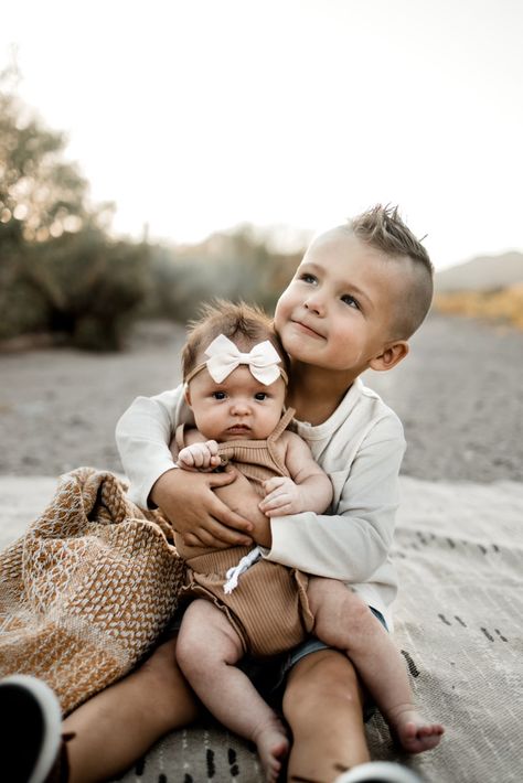 Toddler Boy Hair, Baby Boy Hair, Sibling Photography Poses, Outdoor Newborn Photography, Toddler Boy Outfit, Sibling Photo Shoots, Goals To Set, Toddler Pictures, Sibling Pictures