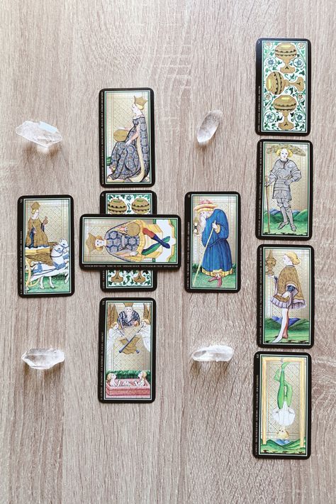 Celtic Cross Tarot Spread, Celtic Tarot, Celtic Cross Tarot, Tarot Reading Spreads, Relationship Tarot, Card Meanings, Tarot Card Spreads, The Hanged Man, Tarot Spread