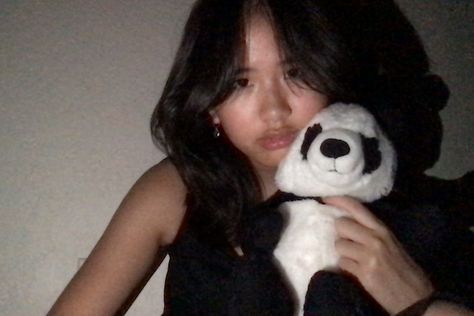 panda plushie stuffed animal photoshoot lol wolfcut Pose With Stuffed Animal, Selfies With Plushies, Pose With Plushie, Selfie With Plushie, Poses With Stuffed Animals, Person Holding Plushie Reference, Holding Stuffed Animal Reference, Panda Plushie, Bday Photoshoot