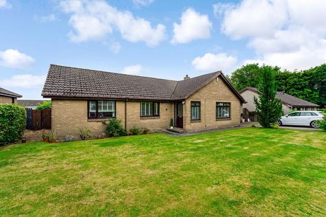 Parbroath Road, Glenrothes, KY7 4 bed bungalow for sale - £309,500 Modern Bungalow Ireland, Modern Bungalow House Design Ireland, Dormer Bungalow Floor Plans Uk, Bungalow House Design Ireland, Bungalow House Plans Ireland, Bungalows For Sale, Bungalow, Road, Bed