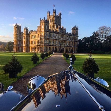 Old Money House, Highclere Castle, Castle Aesthetic, Royalty Aesthetic, Royal Aesthetic, التصميم الخارجي للمنزل, Gambar Figur, Rich Life, Dream Lifestyle