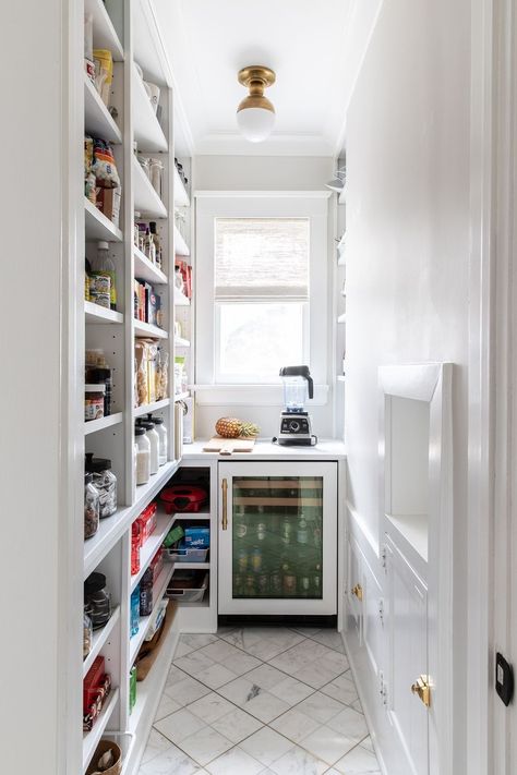 pantry with floor to ceiling shelving and small counter Pantry With Fridge, Small Walk In Pantry, Hallway Small, Butlers Pantry Ideas, Narrow Pantry, Building Shelves, Pantry Layout, Diy Pantry Organization, Pantry Laundry