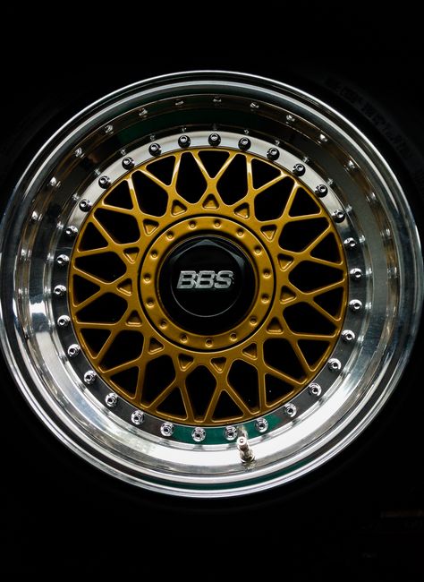 BBS RM with 2" lip  So lusty are these wheels.  I can't wait until the weather is better and them put them back on the E21. Oz Wheels, Bbs Rims, Frank Ocean Songs, Mk1 Golf, Bmw E21, Bbs Wheels, Bmw Wallpapers, Stance Cars, Car Wrapping