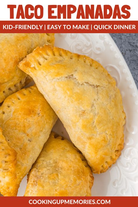 Canned Biscuit Empanadas, Taco Empanadas Easy, Pie Crust Empanadas, Taco Hand Pies, Taco Empanadas, Beef Hand Pies, Portable Meals, Foreign Cuisine, Pies And Tacos