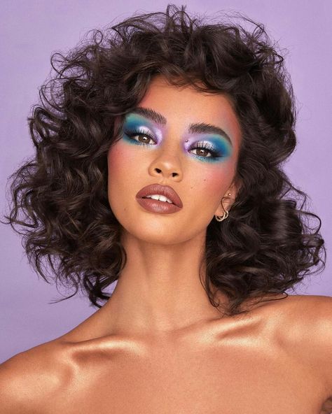 1980 Makeup, 80s Makeup Trends, 80s Hair And Makeup, 1980s Makeup And Hair, 80s Makeup Looks, 80s Hair Styles, 1980s Makeup, 80’s Hair, Look Disco