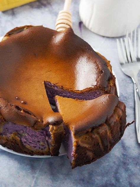 Ube Basque Cheesecake | Ube Basque Burnt Cheesecake, Ube Pastry, Ube Desserts, Ube Cheesecake, Purple Foods, Filipino Sweets, Dessert Business, Lavender Birthday, Ube Recipes