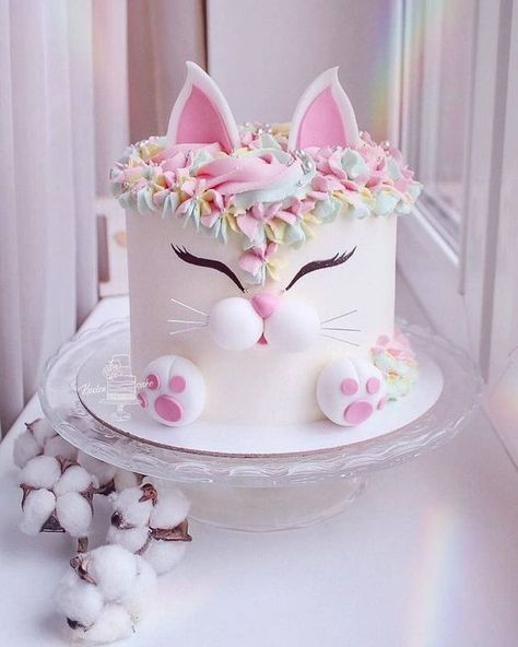 The Most Gorgeous Baby Shower Cakes For Girls Torturi Baby Shower, Cakes For Girls, Baby Shower Cakes Girl, Animal Cakes, Beautiful Birthday Cakes, Bunny Cake, Baby Birthday Cakes, Cat Cake, Beautiful Cake