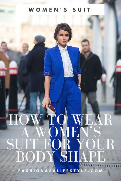 The best fashion stylists around the world assure that one of the most important things to take into account, when it comes to having a perfect look is: the fit. But, it is not possible to achieve a good fit, without knowing what’s your body shape. #suit #fashiontips #style #whattowear #womenssuit #bodyshape Blue Office Suits For Women, Women Blue Suit Outfit, Women In Suits Hairstyles, C Suite Style Women, Female Power Suit, Business Suits For Women Boss Lady, Power Outfits For Women, Blue Suit Women Outfit, Female Suit Outfit