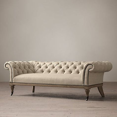 Classic Sofa Designs, Chesterfield Bank, Small Sectional Sofa, Latest Sofa Designs, Wooden Sofa Designs, Classical Furniture, Corner Sofa Design, Chesterfield Sofas, Modern Sofa Designs