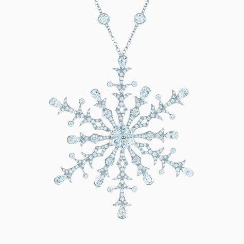 Tiffany And Co. Perhaps your bridesmaids gifts/wedding day jewellery? *cough cough* Business Baby, Snowflake Necklace, Wedding Day Jewelry, Winter Jewelry, Snow Flake, Tiffany Jewelry, Tiffany And Co, Tiffany Blue, Bridesmaids Gifts