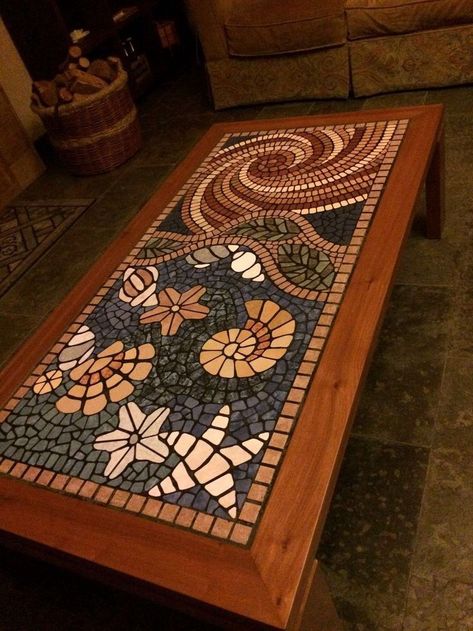 Mosaic Coffee Table, Mosaic Art Diy, Mosaic Table, Flipping Houses, Diy Table, Mural Art, Mosaic Art, Outdoor Table, Art Diy