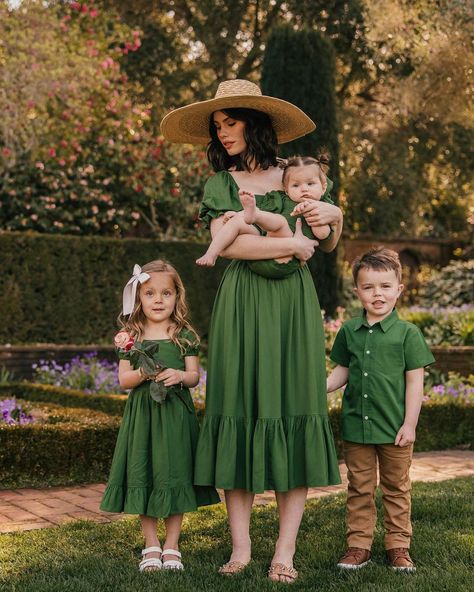 JessaKae on Instagram: “Which mommy + me set do you see yourself wearing this Spring? 💕” Clover Dress, Spring Family Pictures, Date Night Style, Mom Daughter Outfits, Date Night Fashion, Lifestyle Shoot, Mother Daughter Outfits, Family Photoshoot Outfits, Mother Daughter Dress