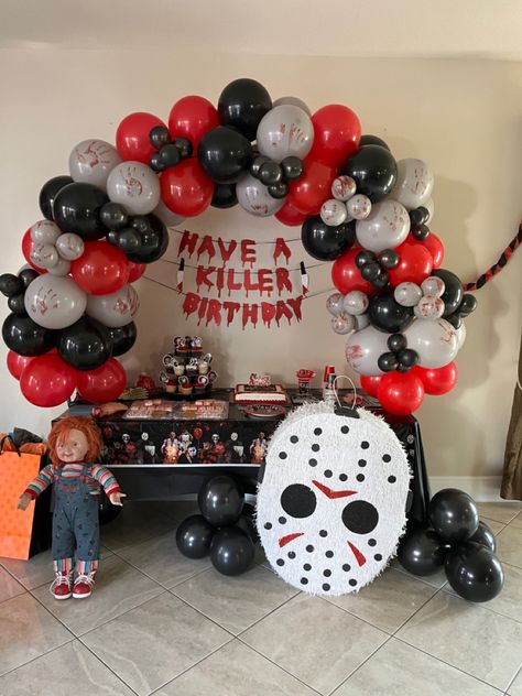 Which Theme Halloween Party, Diy Horror Birthday Party, 28 Theme Birthday, Horror First Birthday, Jason Party Theme, Chucky Decorations Party, Horror Themed Balloon Arch, Jason Themed Halloween Party, Halloween Birthday Party Sweet 16